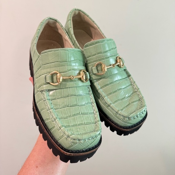 NWOT Intentionally Blank HK2 Oxford Platform Loafer in Pistachio Green Size 6 - Picture 2 of 7